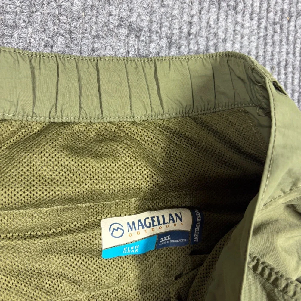 Magellan Shorts Mens 3XL Outdoors Fish Gear Green Water Repellent Cargo Fishing